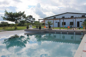 Отель Real Primaveras Campestre  Эскарсега